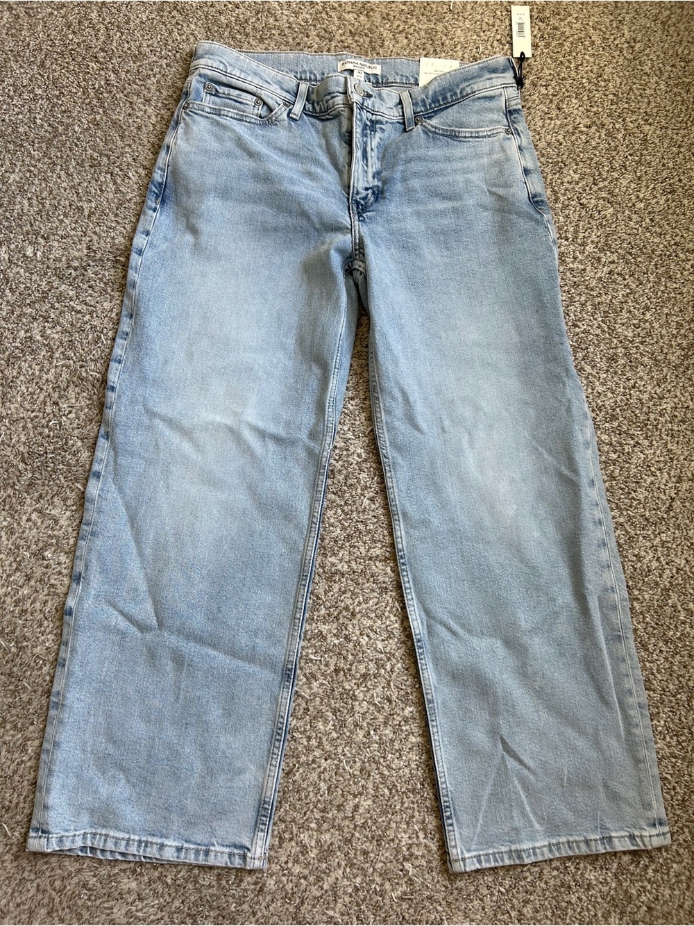 NWT Banana Republic Light Blue Mid Rise 90s Relaxed Straight Jeans Denim Casual